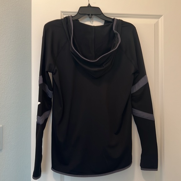 PINK Victoria’s Secret ULTIMATE zip up hoodie.  Size XS - Picture 2 of 3